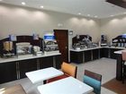 фото отеля Holiday Inn Express Kenedy