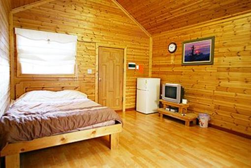 фото отеля Jangsan Condo