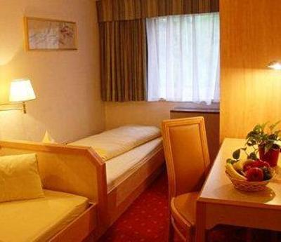 фото отеля Berghotel Lavenar