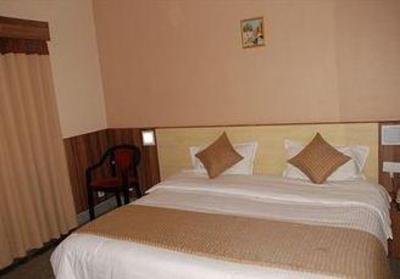 фото отеля Hotel Badami Court