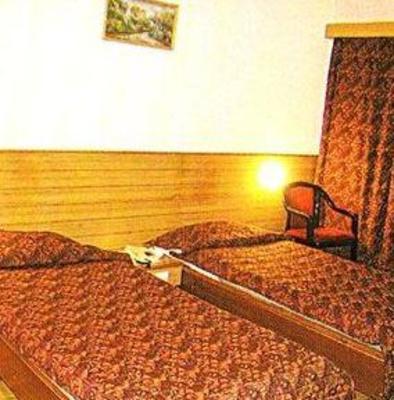 фото отеля Hotel Badami Court
