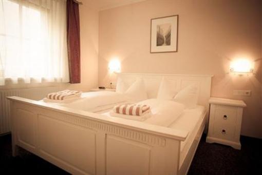 фото отеля Appartements Gladbach