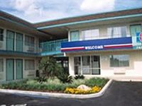 Motel 6 Lantana