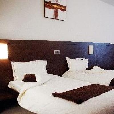 фото отеля Threeland Hotel