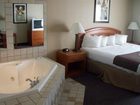 фото отеля Paola Inn and Suites