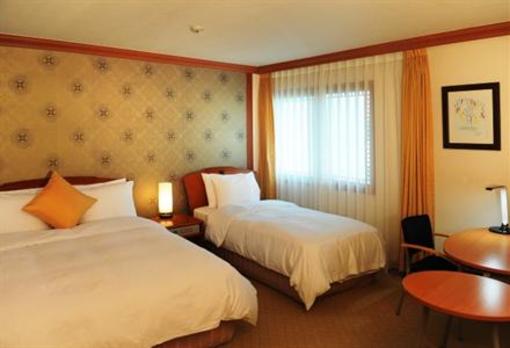фото отеля Admiral Hotel
