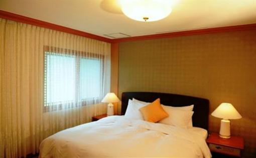фото отеля Admiral Hotel