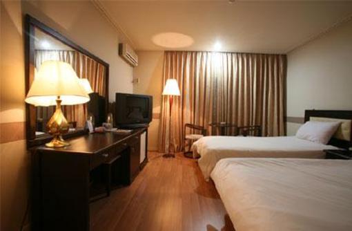 фото отеля Jeju Aroma Tourist Hotel