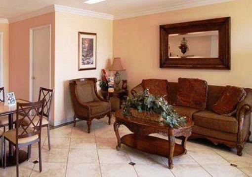 фото отеля Quality Inn Lake Elsinore