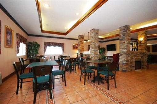 фото отеля Best Western Inn & Suites Byron