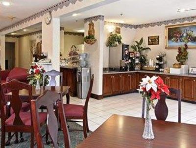 фото отеля Super 8 Motel Dublin (Georgia)