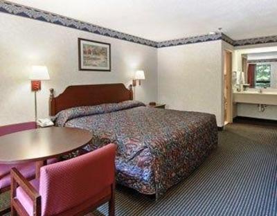 фото отеля Super 8 Motel Dublin (Georgia)