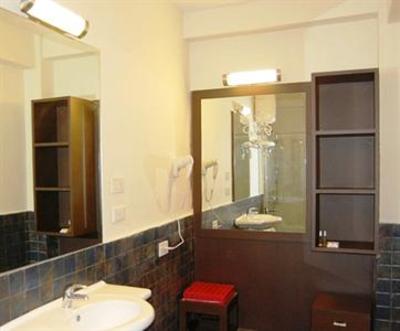 фото отеля Tsg Emerald View