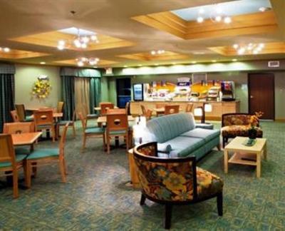 фото отеля Holiday Inn Express & Suites Thornburg I-95 Exit 118