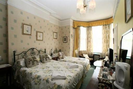 фото отеля Strathmore Guest House Ilfracombe