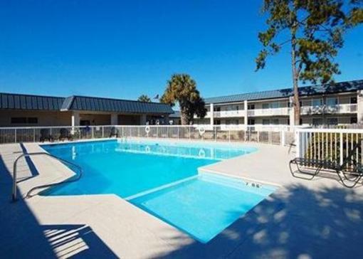 фото отеля Quality Inn & Suites Thomasville (Georgia)