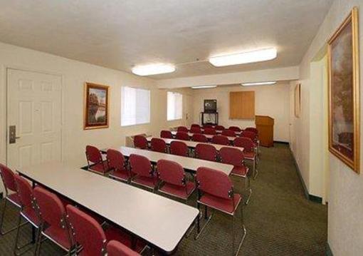 фото отеля Rodeway Inn Fresno