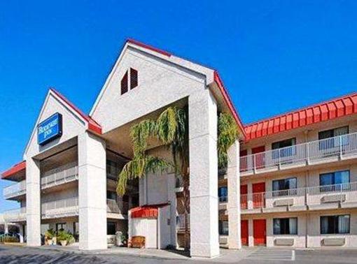 фото отеля Rodeway Inn Fresno