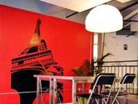 Q4 Hotel