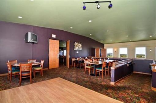 фото отеля Best Western Plus Lighthouse Suites Inn