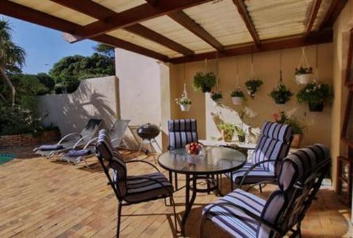 фото отеля Camps Bay Chalet