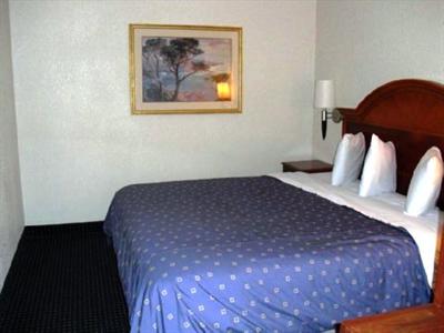 фото отеля Rodeway Inn & Suites Fiesta Park