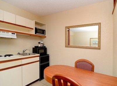 фото отеля Rodeway Inn & Suites Fiesta Park