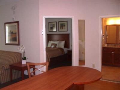 фото отеля Candlewood Suites Georgetown