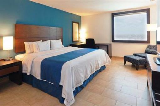 фото отеля Holiday Inn Express Merida