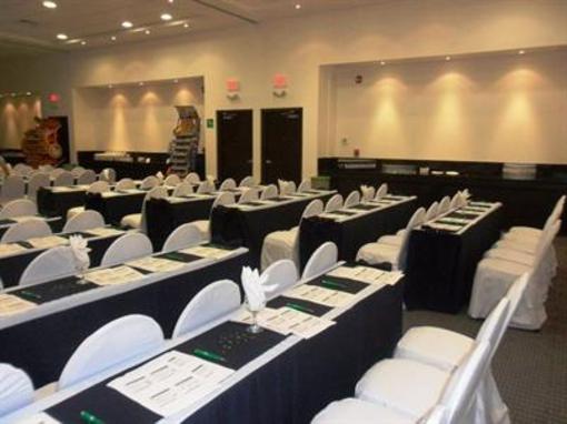 фото отеля Holiday Inn Express Merida