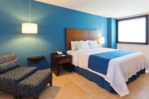 фото отеля Holiday Inn Express Merida