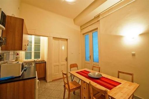 фото отеля Dandy Deluxe Apartments