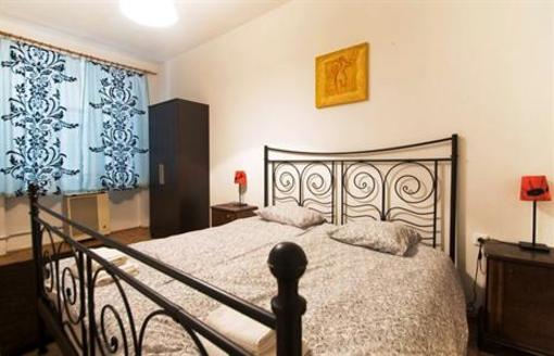 фото отеля Dandy Deluxe Apartments