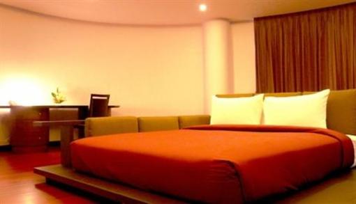 фото отеля Seven Place Executive Residences Bangkok
