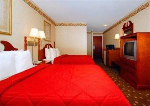 фото отеля Comfort Inn - Pittsburgh Steubenville Pike
