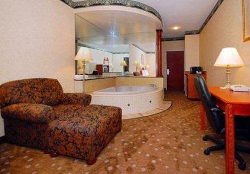 фото отеля Comfort Inn - Pittsburgh Steubenville Pike