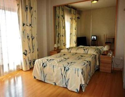 фото отеля Apartamentos Europa Barcelona