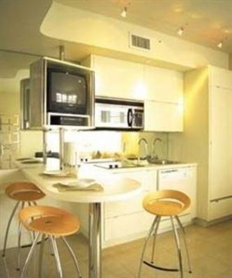 фото отеля Crescent Resort On South Beach Miami Beach