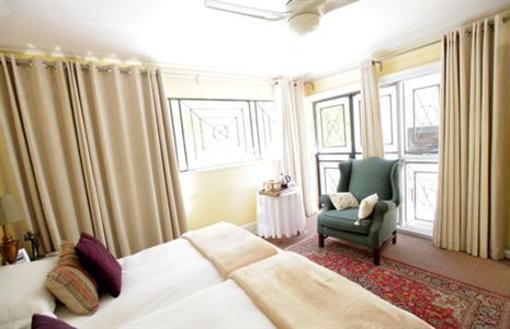 фото отеля 17 on Loader Guest House