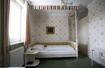 фото отеля Hohenstauffen Hotel