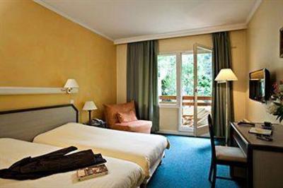 фото отеля Hotel Athena Brides-Les-Bains