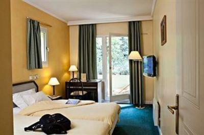 фото отеля Hotel Athena Brides-Les-Bains