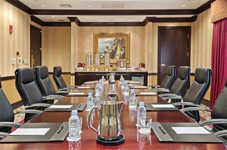 фото отеля Hilton Lisle / Naperville