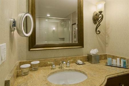 фото отеля Hilton Lisle / Naperville