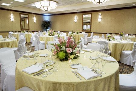 фото отеля Hilton Lisle / Naperville