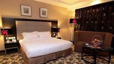 фото отеля Crown Garden Hotel