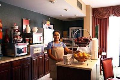 фото отеля Hampton Inn Charlotte Cornelius