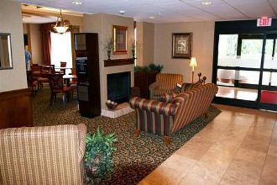 фото отеля Hampton Inn Charlotte Cornelius