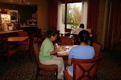фото отеля Hampton Inn Charlotte Cornelius