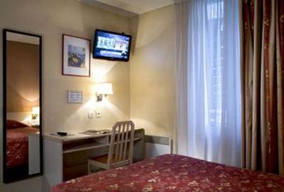 фото отеля Comfort Hotel Gare De L'est Paris
